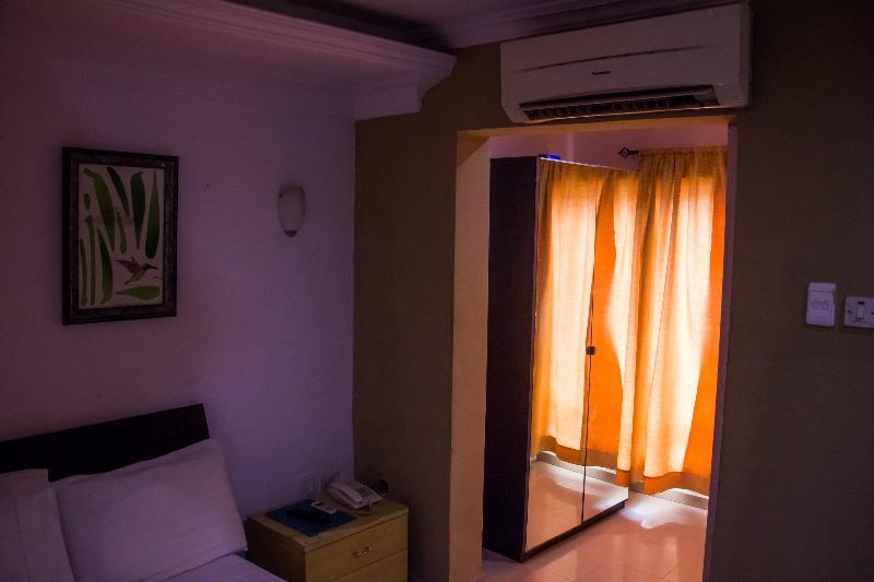 Theodawn Hotels @ Suite 29 Ikeja Luaran gambar