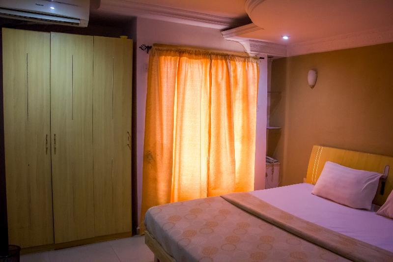 Theodawn Hotels @ Suite 29 Ikeja Luaran gambar
