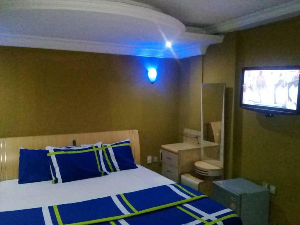 Theodawn Hotels @ Suite 29 Ikeja Luaran gambar